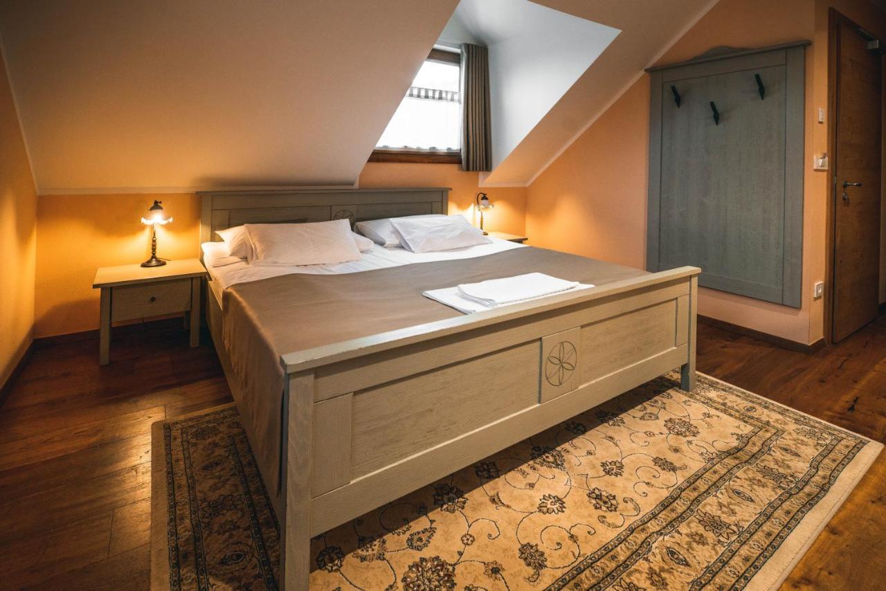 Hotel Zamorc Skofja Loka ภายนอก รูปภาพ